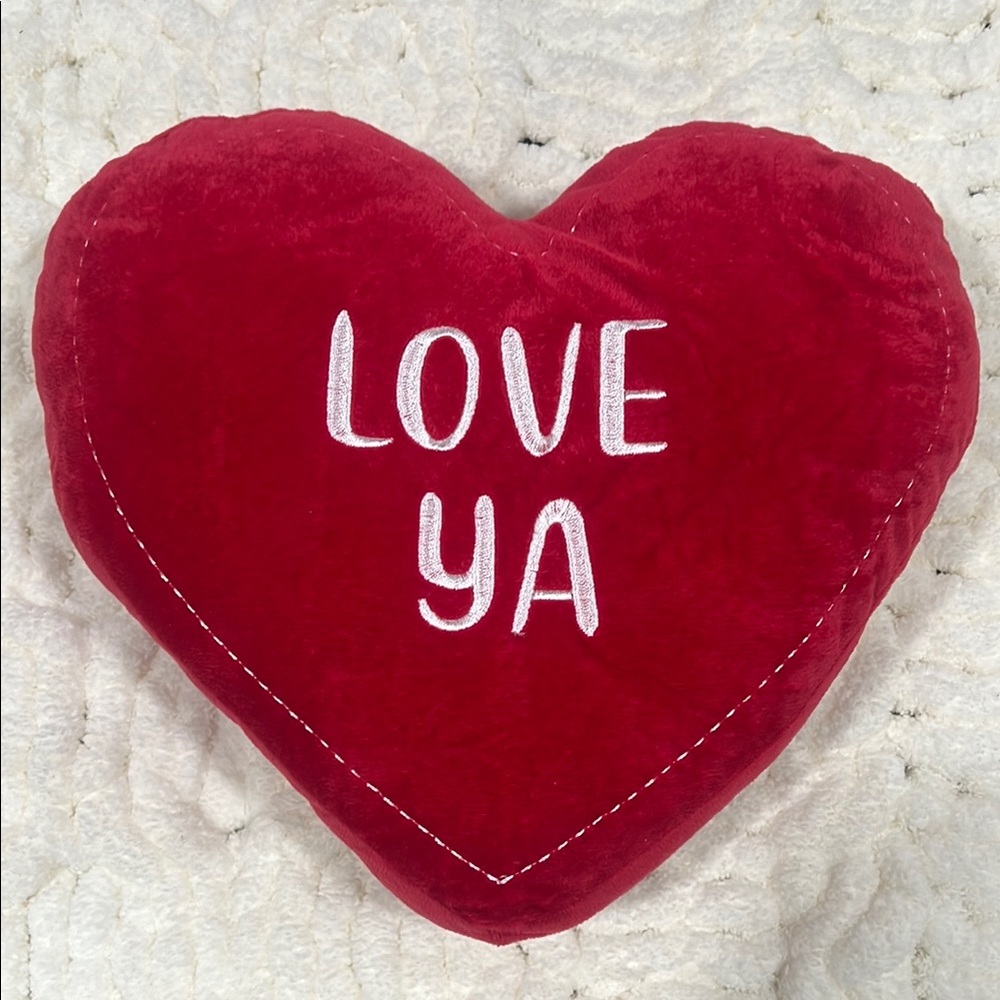 Heart-Shaped Red Love Ya Pillow